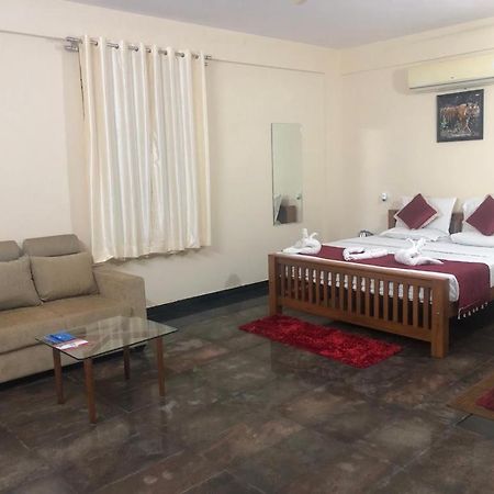 Kstdc Hotel Mayura Pavithra Yediyur Kunigal Екстериор снимка